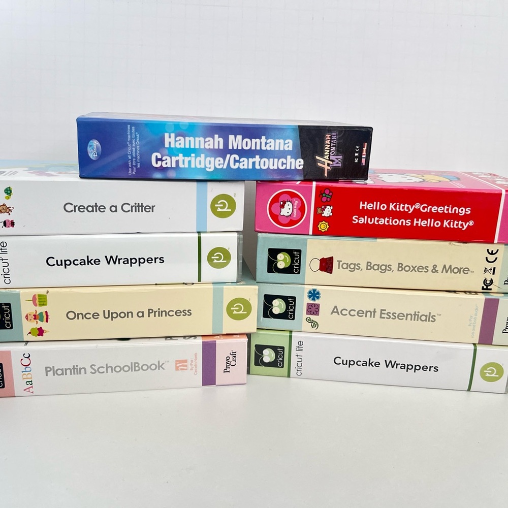 Cricut Cartridges (Lot or Individual) – Good Condition